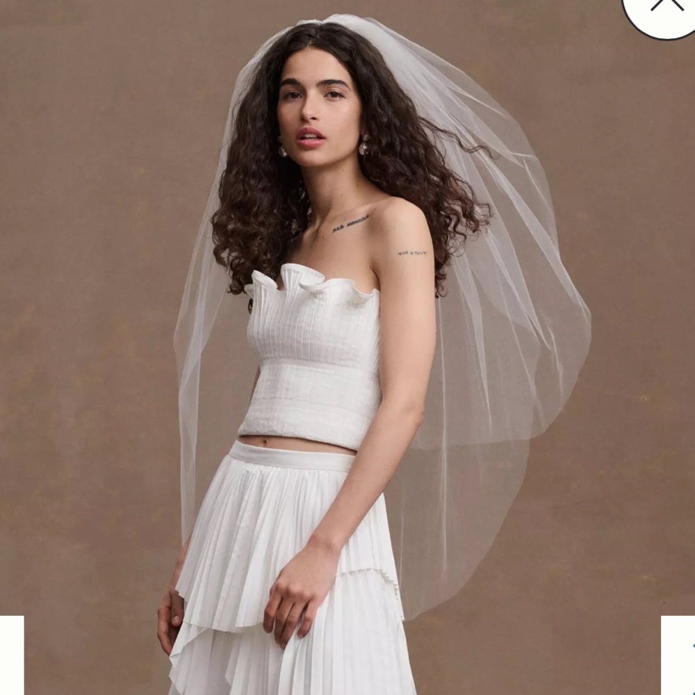 Anthropologie Pelletier Fingertip Veil